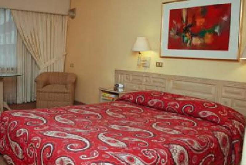 Hotel Maria Angola Λίμα Εξωτερικό φωτογραφία